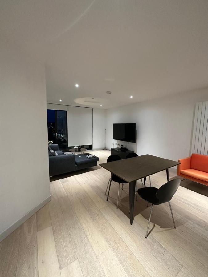 Penthouse 1 Bedroom Apartament Londra