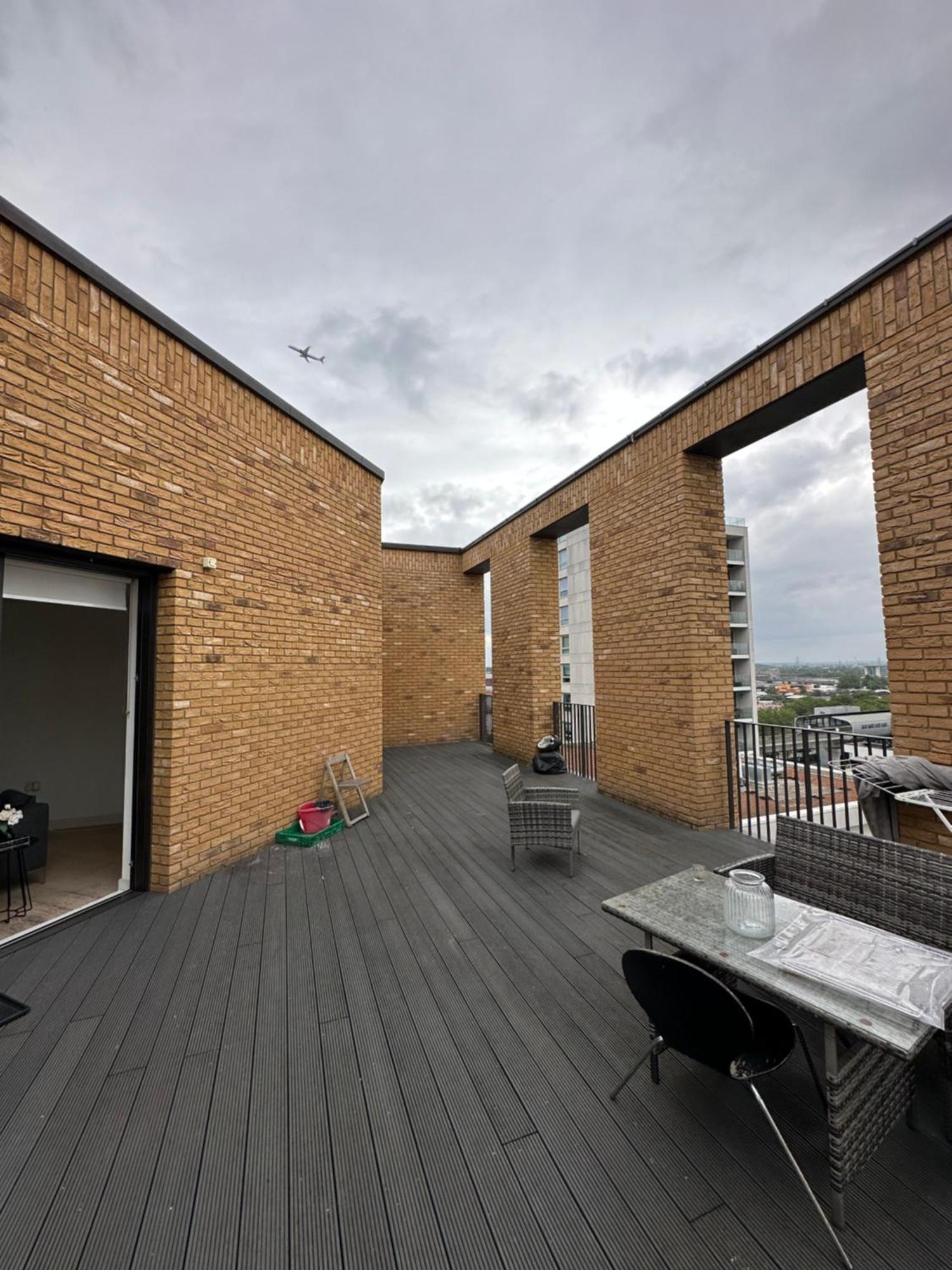Penthouse 1 Bedroom Apartament